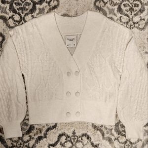Abercrombie and Fitch White Cardigan, size M, new